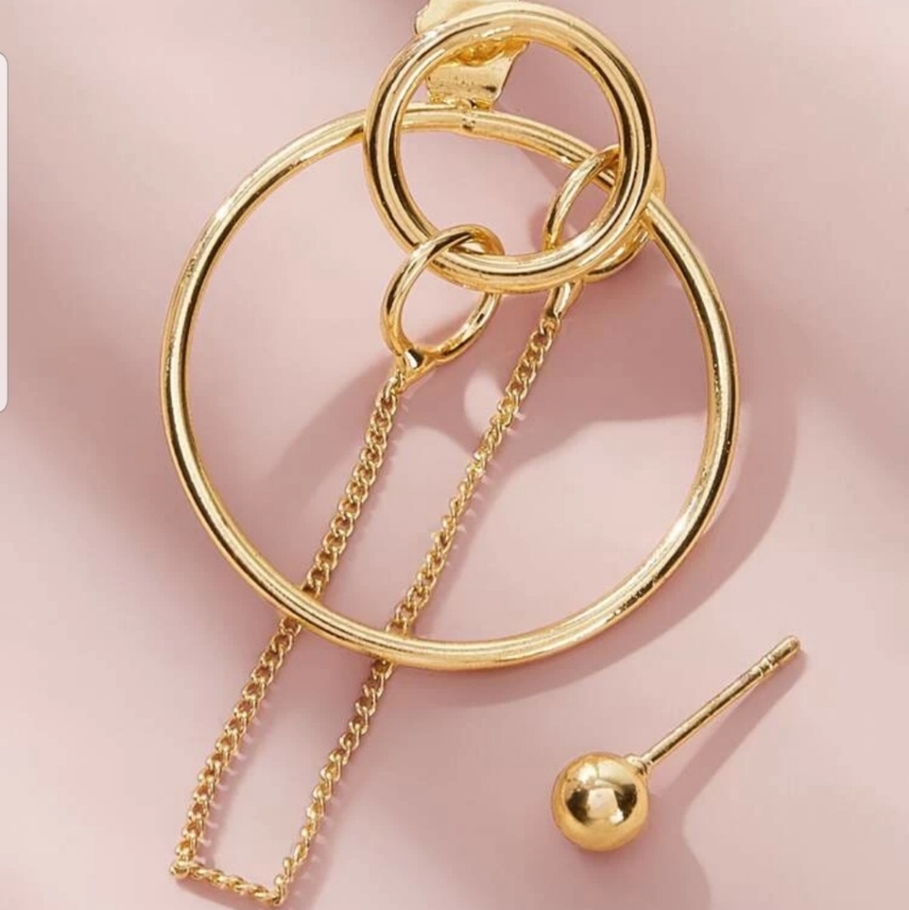 *Mila* Double hoop and Chain Earring - Picture 4 of 4